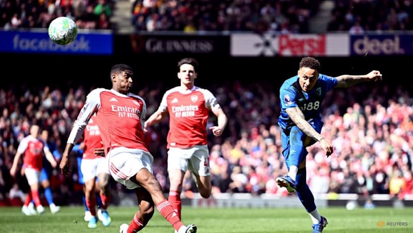 Arsenal hit choppy waters as title remains agonisingly on horizon