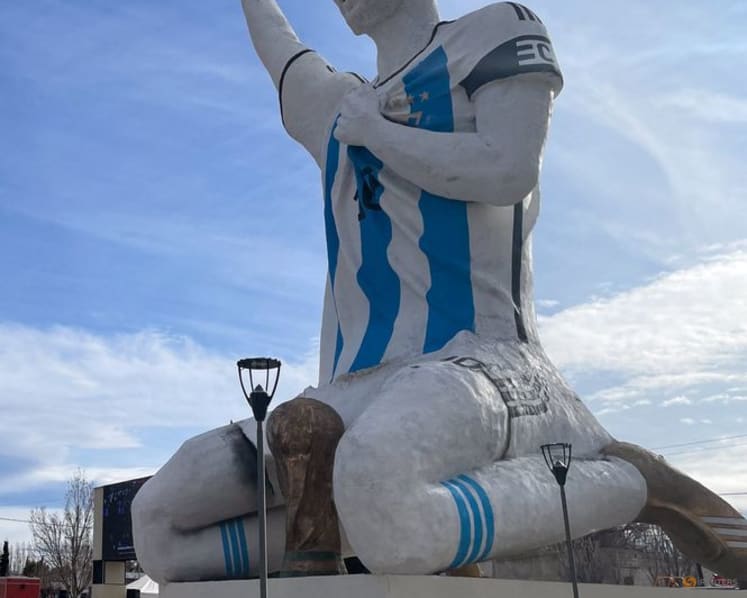In a Patagonia town with an 85-foot Messi statue, Argentines celebrate reaching World Cup final