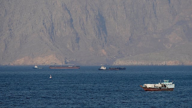 伊朗革命卫队：美国威胁干涉持续 霍尔木兹海峡无法重开