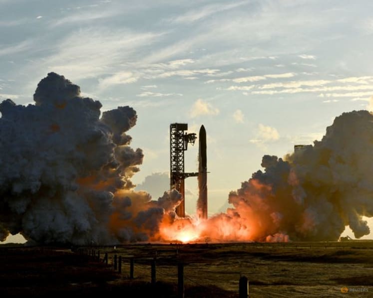 SpaceX enters $40 billion deal with Apollo for AI chip financing