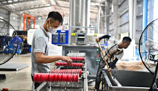 FOKUS: AS tutup celah ekspor barang China via Asia Tenggara, bagaimana nasib perusahaan dan pekerja?