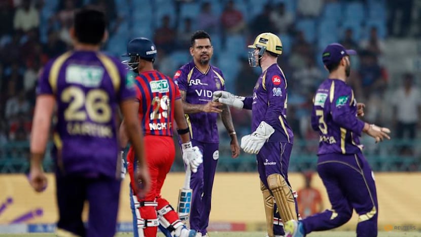 Narine nails IPL Super Over as Kolkata climb off the bottom