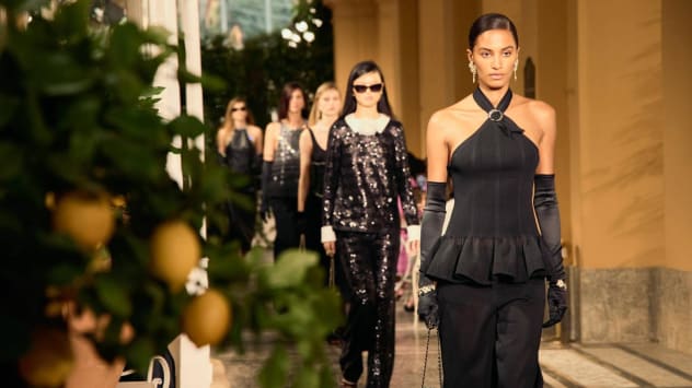 Chanel is bringing its Cruise 2026 show from Lake Como to Singapore in November