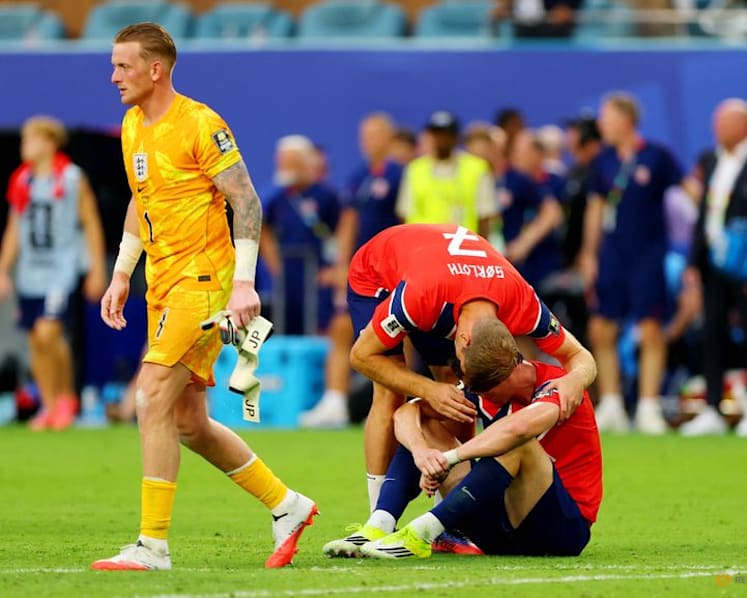 Striker Sorloth faces online abuse after Norway's exit from World Cup