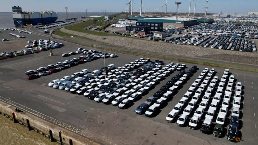 Automakers plan billions in US investments but seek clear trade rules