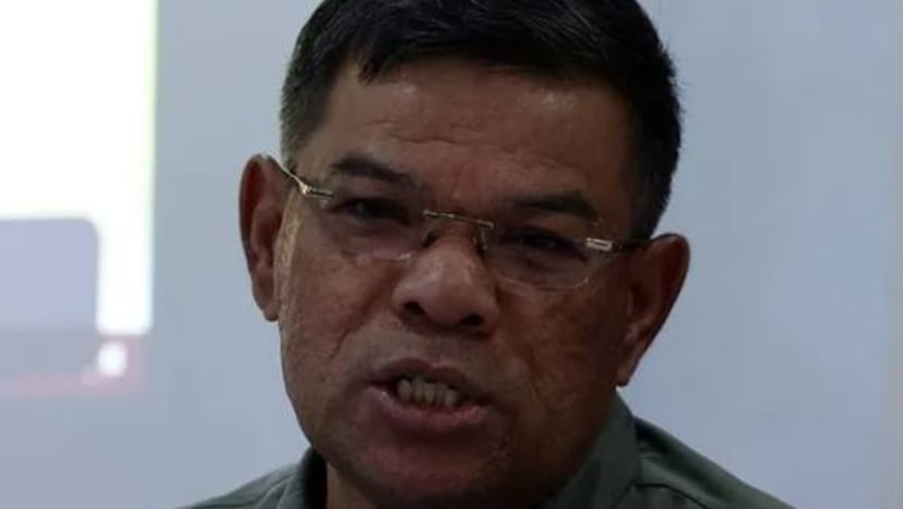 Muhyiddin Yassin tidak hormati nasihat Majlis Raja-Raja untuk tidak politikkan isu kalimah Allah, kata Menteri Dalam Negeri M'sia Muhyiddin Yassin tidak hormati nasihat Majlis Raja-Raja untuk tidak politikkan isu kalimah Allah, kata Menteri Dalam Negeri M'sia