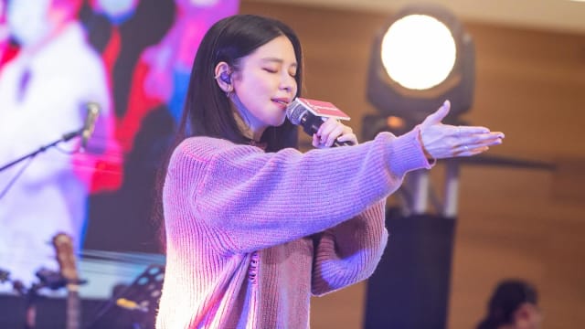 强降雨导致多路段积水　徐若瑄车子被蟑螂壁虎当避难所！
