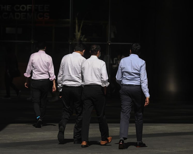 Civil servants to receive 1.1-month year-end bonus, those in junior grades to get extra S$700: PSD 