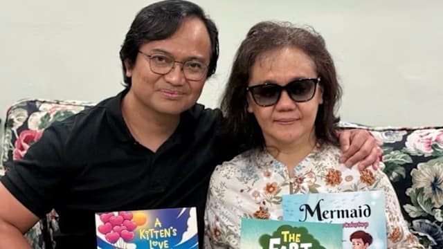 工程师助视障妻追写作梦 51岁重返校园学数码营销