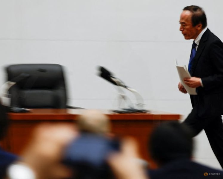 Bank of Japan keeps rates steady but hawkish split points to June hike