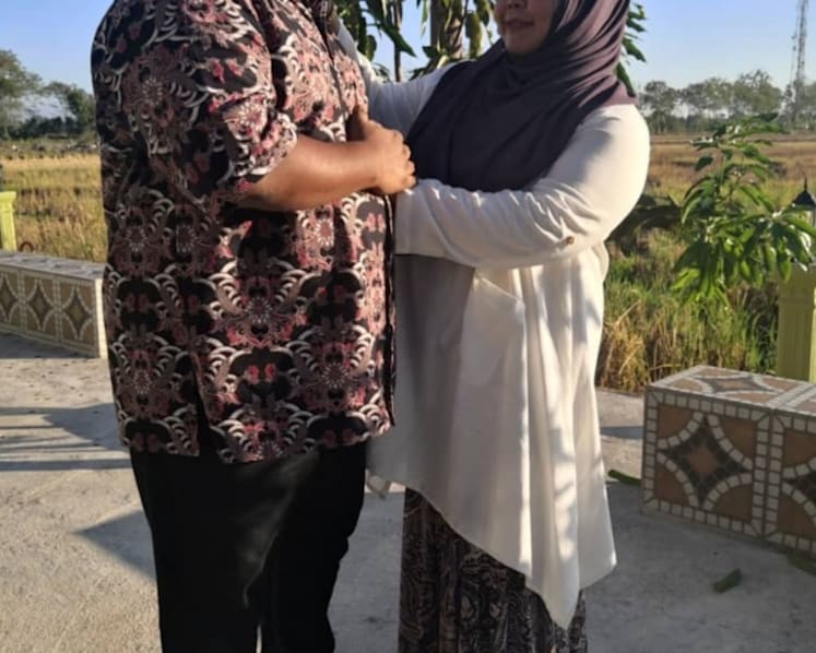 Malaysian woman wins battle against COVID-19 after losing policeman husband to the disease