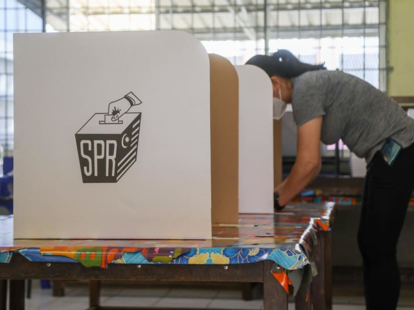 A voter in a voting booth in Padawan, Kuching, on Nov 19, 2022. A voter in a voting booth in Padawan, Kuching, on Nov 19, 2022.