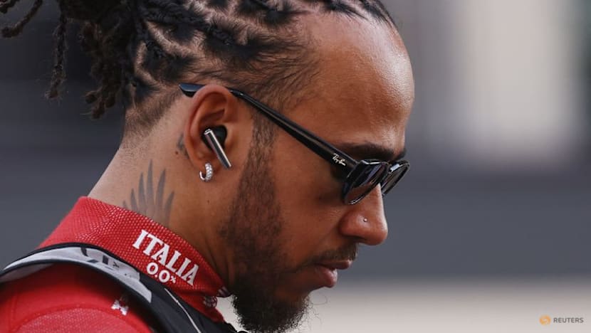 Hamilton plans to bin his phone following nightmare season