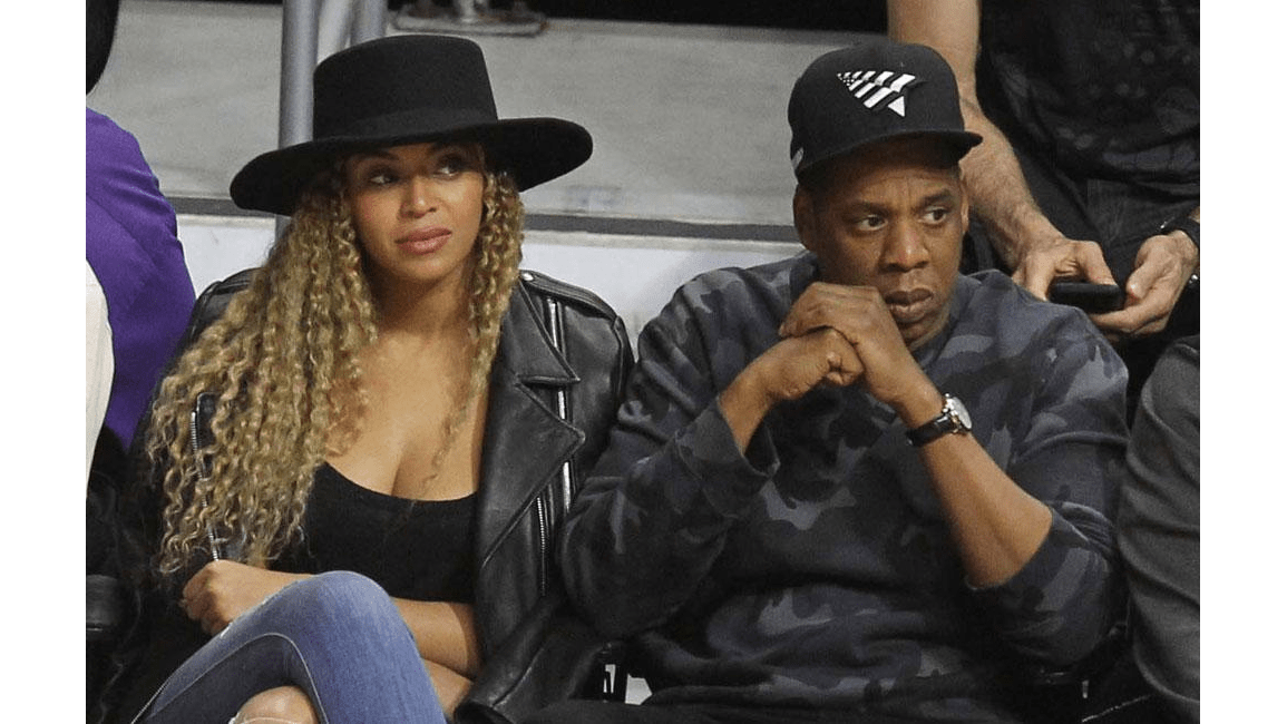 Beyonce accompanied by personal chef at hospital - 8days