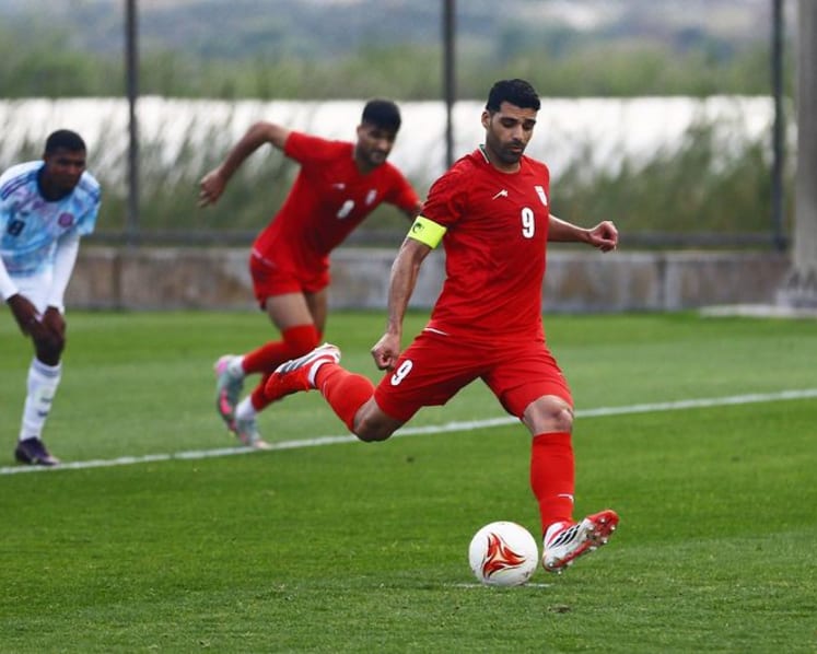 Iran drop Azmoun as Taremi leads 26-man World Cup squad in US