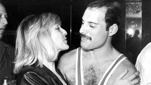 Queen主唱Freddie Mercury遗物拍卖引爆家族大战！妹妹怒砸524万抢回哥哥珍藏品