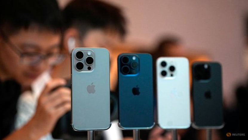 Apple pins hopes on AI for iPhone upgrades as China sales falter Apple pins hopes on AI for iPhone upgrades as China sales falter