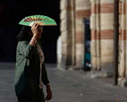 Europe swelters under heatwave, prompting crisis talks in France