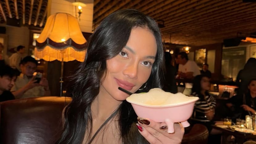 'Ini kesalahan terbesarku': Erika Carlina bicara jujur soal hamil di luar nikah