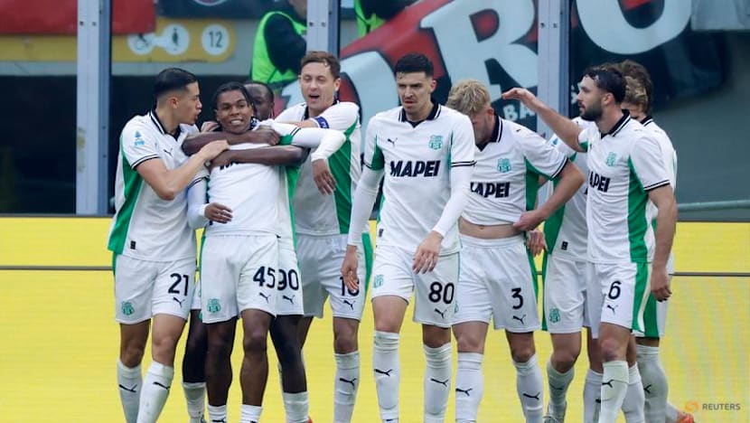 Milan held to 2-2 home draw by Sassuolo after late Lauriente equaliser