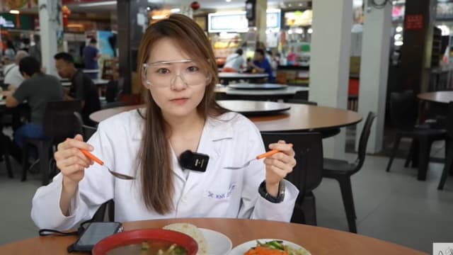 网红称多家鸡饭摊大肠杆菌超标 食品局近年取缔了23摊