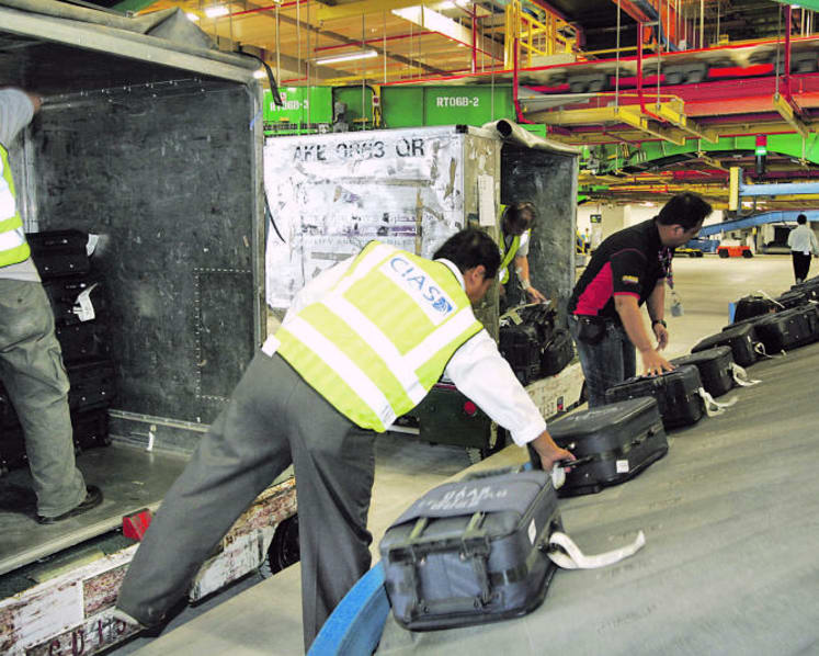 Jail for Changi Airport baggage handler who caused 286 luggage bags to be sent to wrong destinations
