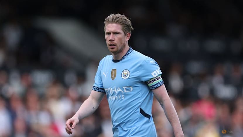 De Bruyne returns to Etihad as City face Napoli in Champions League