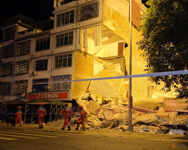 Earthquake hits southwest China; thousands evacuate, buildings collapse