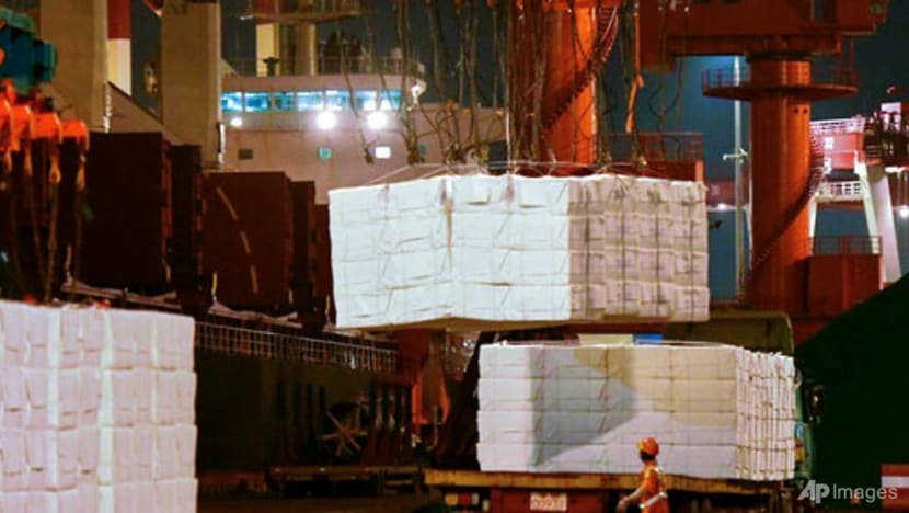 China trade surplus hits record US$75 billion as November exports soar