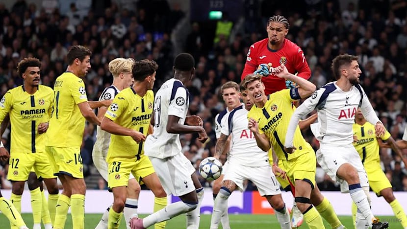 Tottenham edge out Villarreal thanks to early own goal