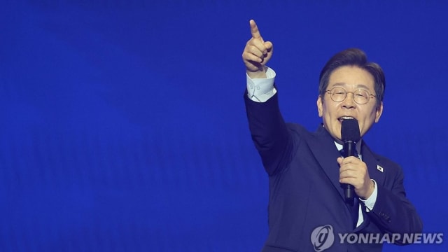 前党魁李在明成为韩国共同民主党党内总统候选人
