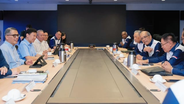 徐芳达与新柔地铁营运公司董事开会 讨论项目进展
