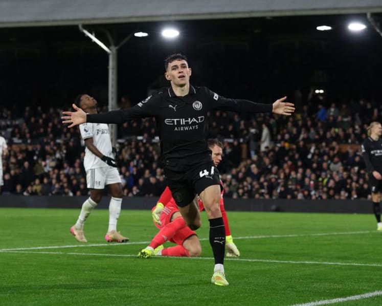 Haaland makes history as Man City hold off charging Fulham in wild 5-4 victory
