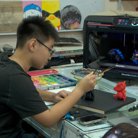 科技融入儿童艺术教育 更多家长注重全面发展