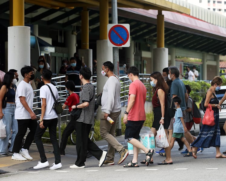 Singapore reports 6,434 new Covid-19 cases, 7 deaths