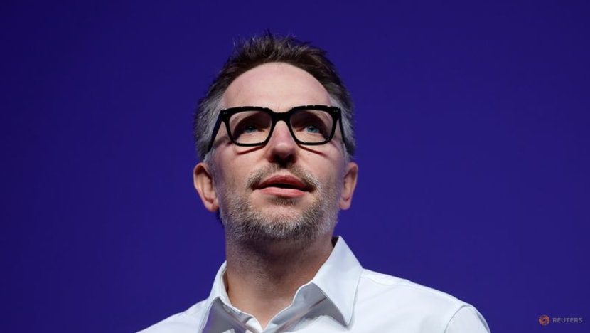 LinkedIn CEO to take over Office, more AI duties in Microsoft executive shuffle 