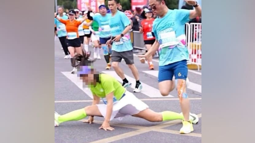 China bans runner after mid-marathon splits goes viral