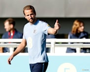 Kane considers NFL kicking career after soccer