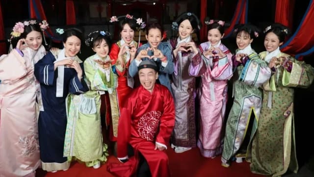 “娘娘们”再聚首！《甄嬛传》演员这次不宫斗，结伴一起去旅游