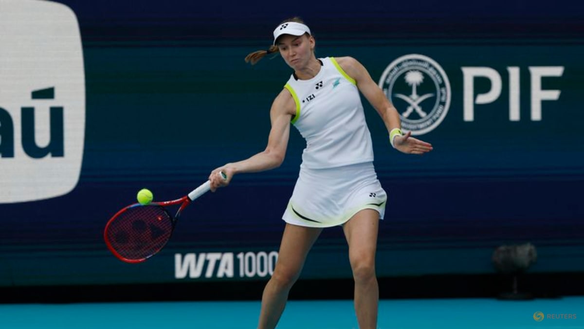 Rybakina rallies past Pegula to reach Miami semi-finals