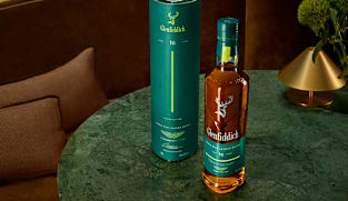 Glenfiddich and Aston Martin Formula One Team craft a bold new whisky for the fast lane