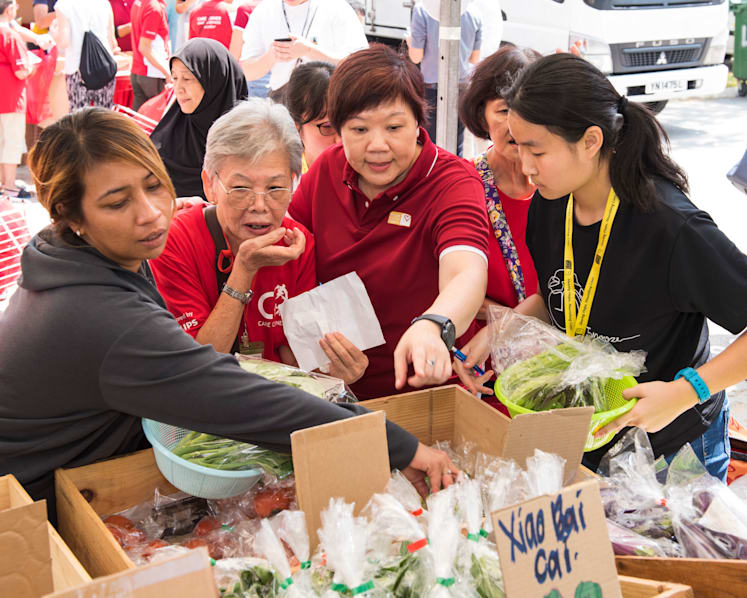 Pop-up food market for the needy to ‘shop’ for fresh produce