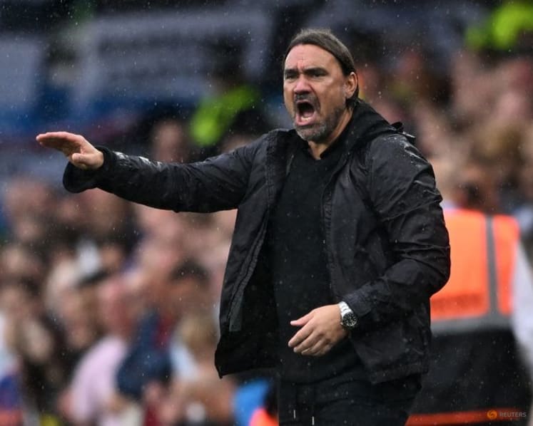 Leeds boss Farke not dwelling on deadline day disappointment