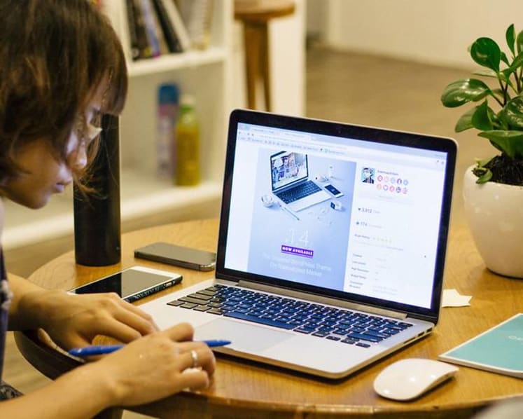 Commentary: Nobody really wants to answer pointless after-hours work emails
