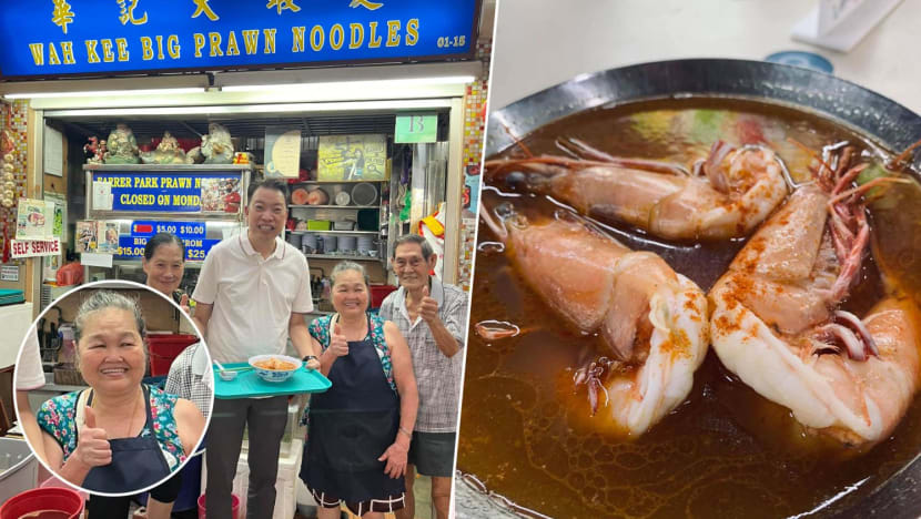 Netizens Astonished To See Famously Moody Wah Kee Prawn Mee Hawker Smiling In Photo With MP Melvin Yong