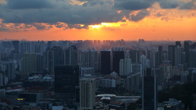 En-bloc market stirring, but analysts warn of possible recession risks for buyers and developers