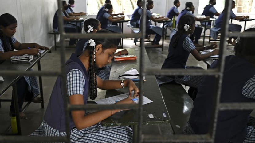 India removes exam chief over marking fiasco