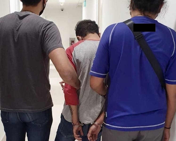 5 Singaporeans arrested for suspected drug offences, including passenger who fled from Canberra Street car chase