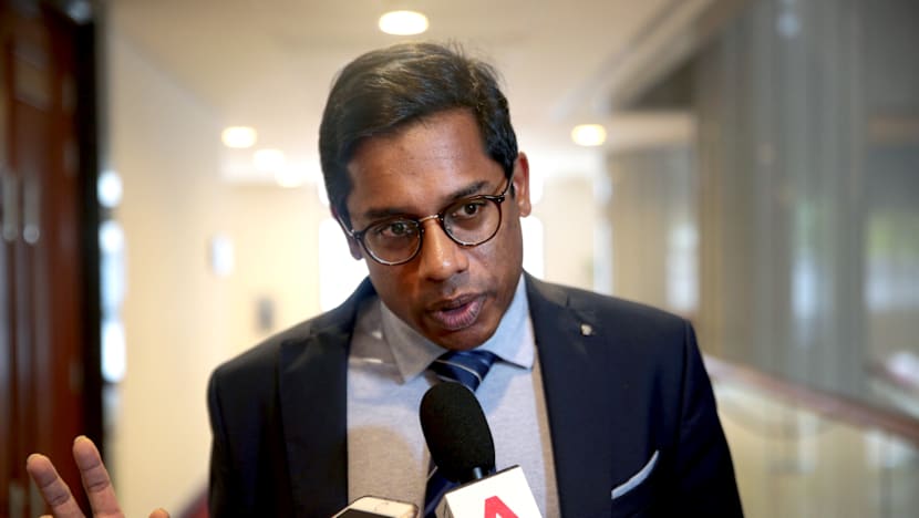 Experts mixed on whether fake-news laws can protect society from ‘threat of our times’