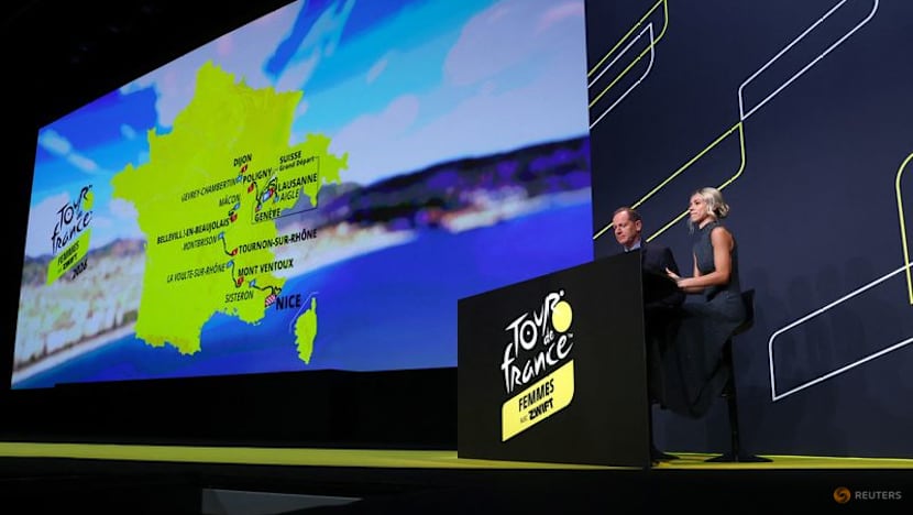 Montmartre finale for men's Tour de France and women to climb Mont Ventoux